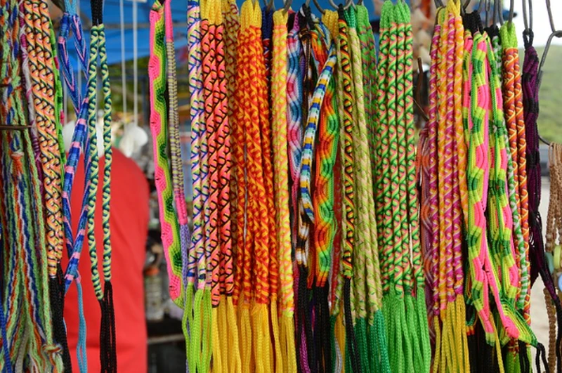 Zestaw mulin do haftu mix Kolorów 100szt Nici + Zestaw Akcesoriów Tamborek