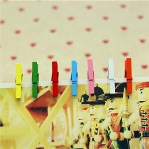 Mini spinacze drewniane 50 szt. TĘCZOWE KLAMERKI