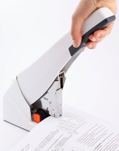 Zszywacz Smart 0240 60% siły 240k